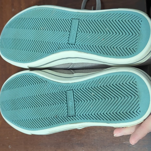 Seavees - Picture 2 of 5